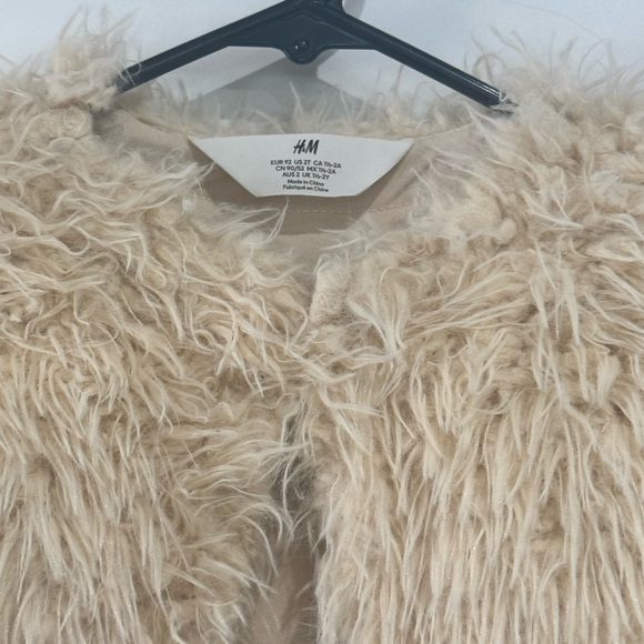 H&M Kids Cream Faux Fur Jacket - Picture 3 of 6